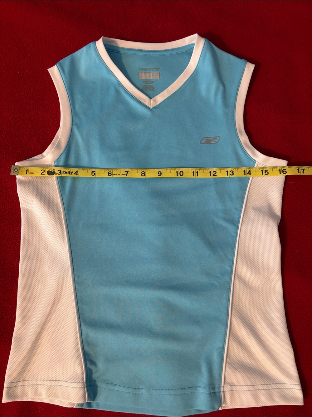 Reebok top - Picture 4 of 5